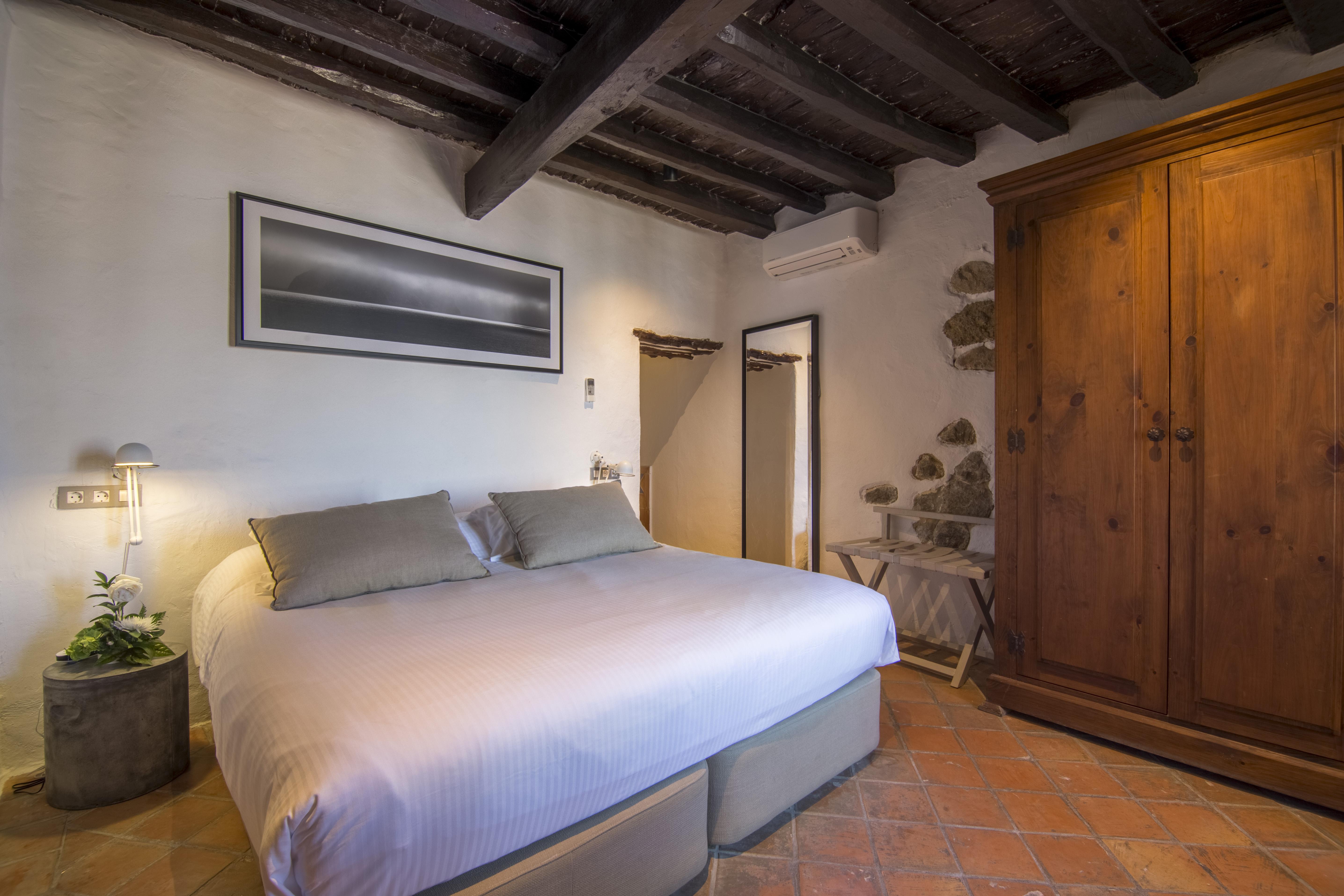 Hotel La Torre Del Canonigo - Small Luxury Hotels Ибиса Екстериор снимка