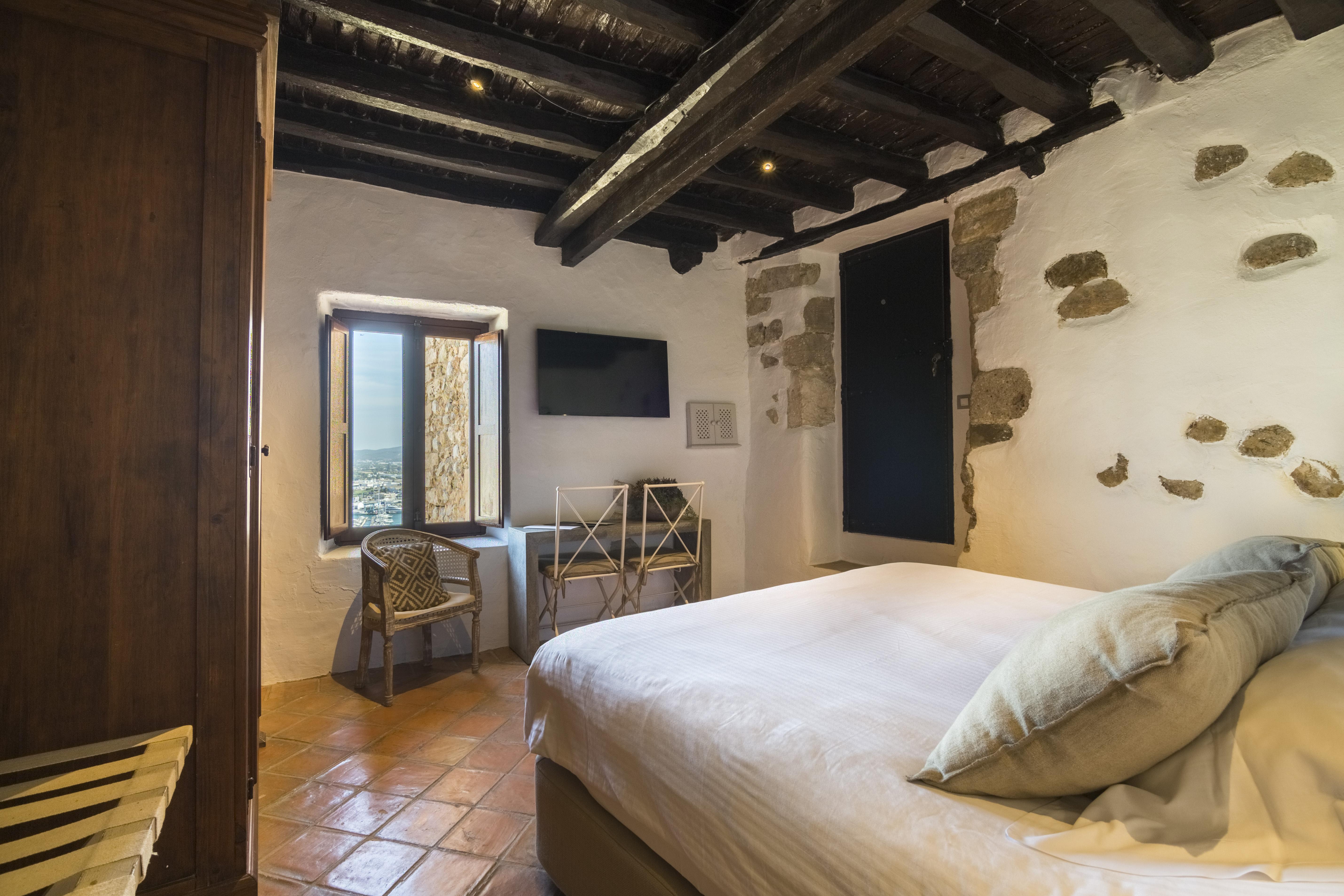 Hotel La Torre Del Canonigo - Small Luxury Hotels Ибиса Екстериор снимка